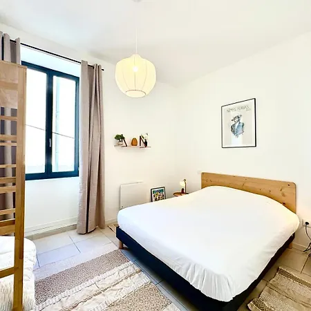 Nemausus - T2 Pour 4 En Centre-ville Nimes